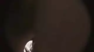 فرج مسلم يُثقب في تجميع بورن قاسي