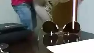 دكتور بيغتصاب والمريضه وهي مش راضيه سكس