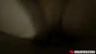 أنيك أختى وامي نائمة في سرير