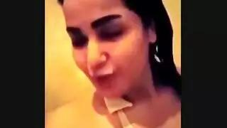سما المصري في مشاهد إباحية غير مقتطعة