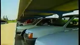 متحجب في الصحراء