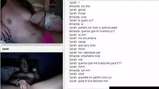 فيلم سحاق مثلي صباحي قوي على أريكة غرفة المعيشة