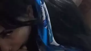 فتاة لاتينية جميلة تُضاجع بقوة بواسطة قضيب أسود ضخم في فتحاتها