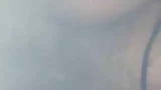 ربة منزل خائنة تشبع نهمها المستمر لسكس عنيف
